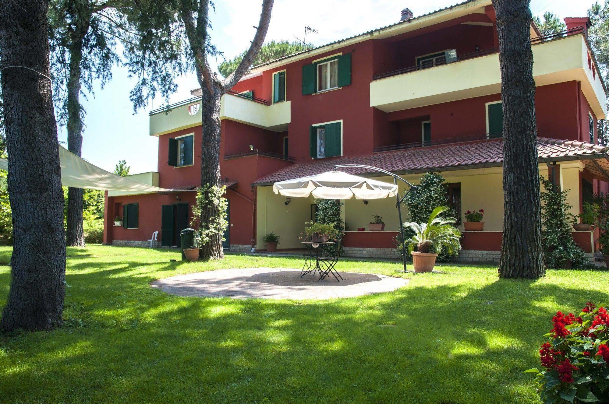 Hotel Villa Maria Luigia Фраскати Екстериор снимка