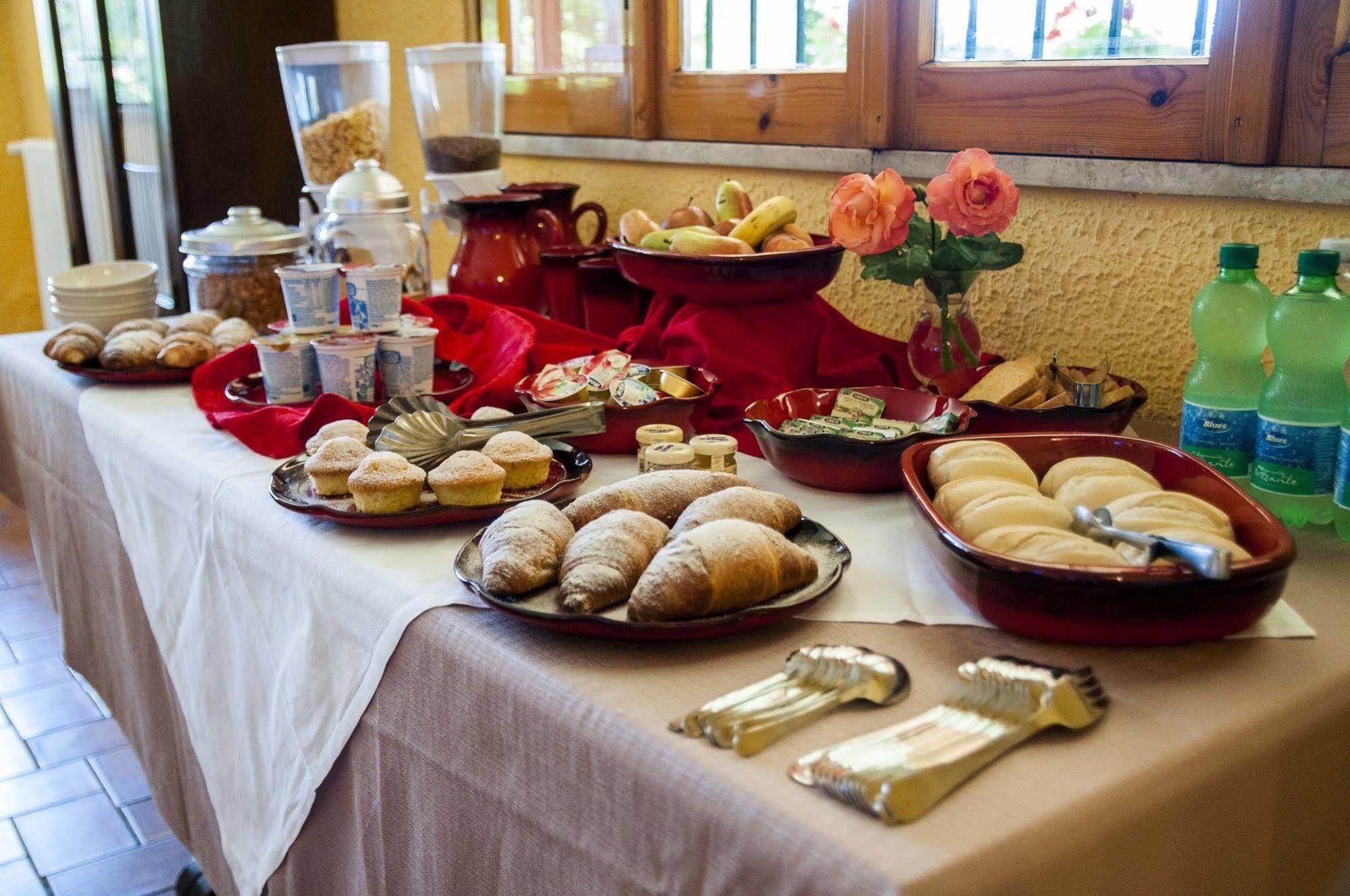 Hotel Villa Maria Luigia Фраскати Екстериор снимка
