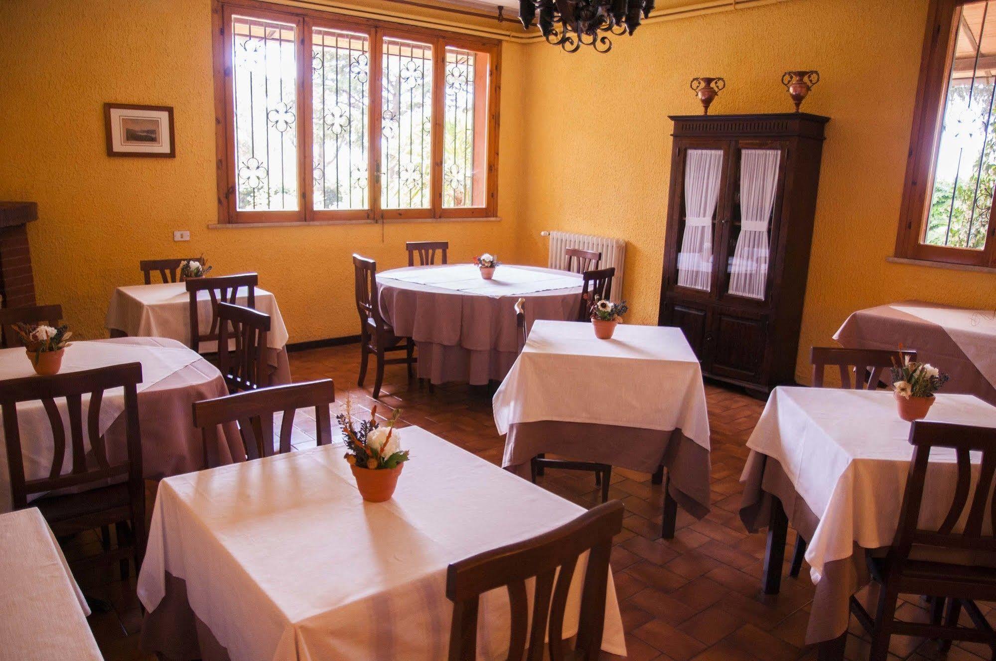 Hotel Villa Maria Luigia Фраскати Екстериор снимка
