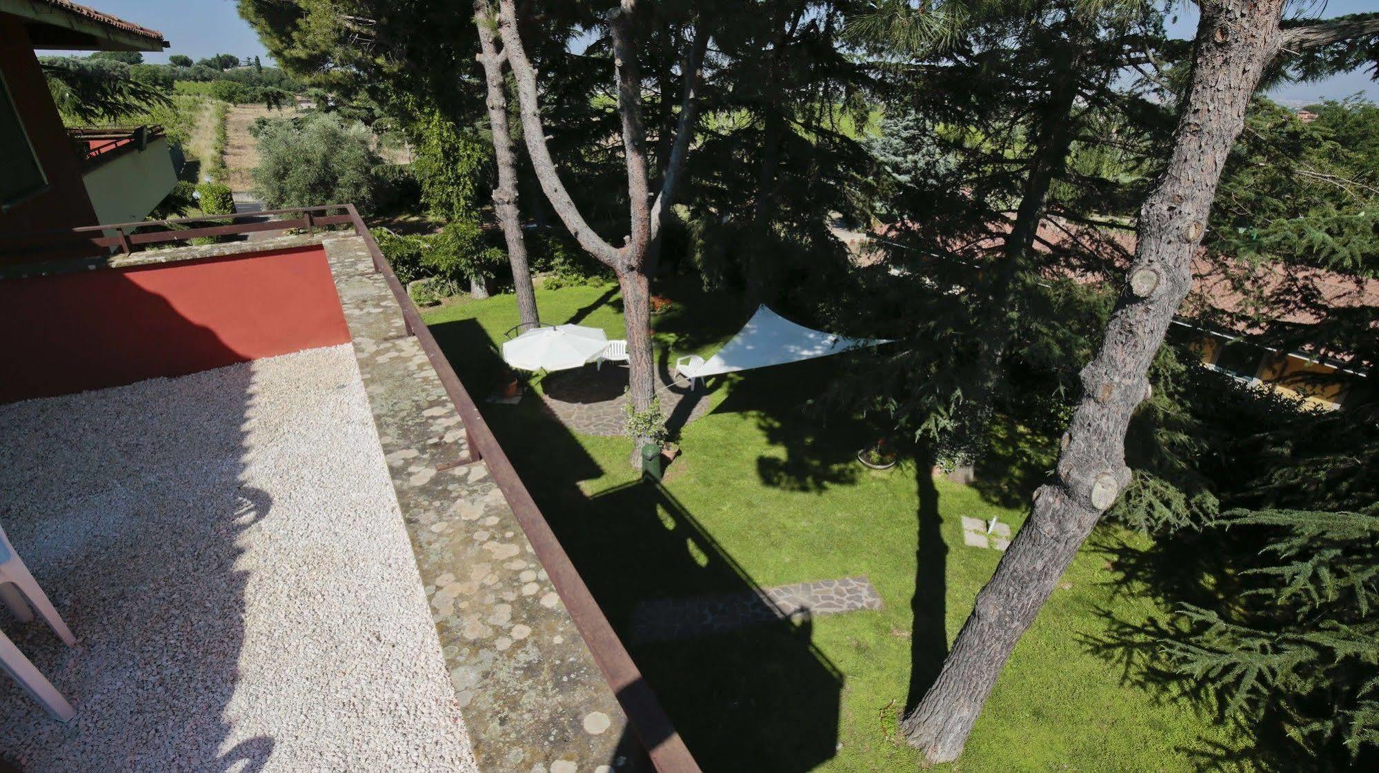 Hotel Villa Maria Luigia Фраскати Екстериор снимка